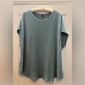 SHEIN Curve Top, sz 24